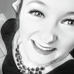 Meet your Posher, Mackenzie